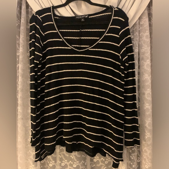 ❤️5 for $20❤️Striped Living Doll light sweater - Picture 1 of 1